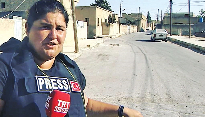 TRT'nin görevden uzaklaştırdığı deneyimli savaş muhabiri gözaltına alındı