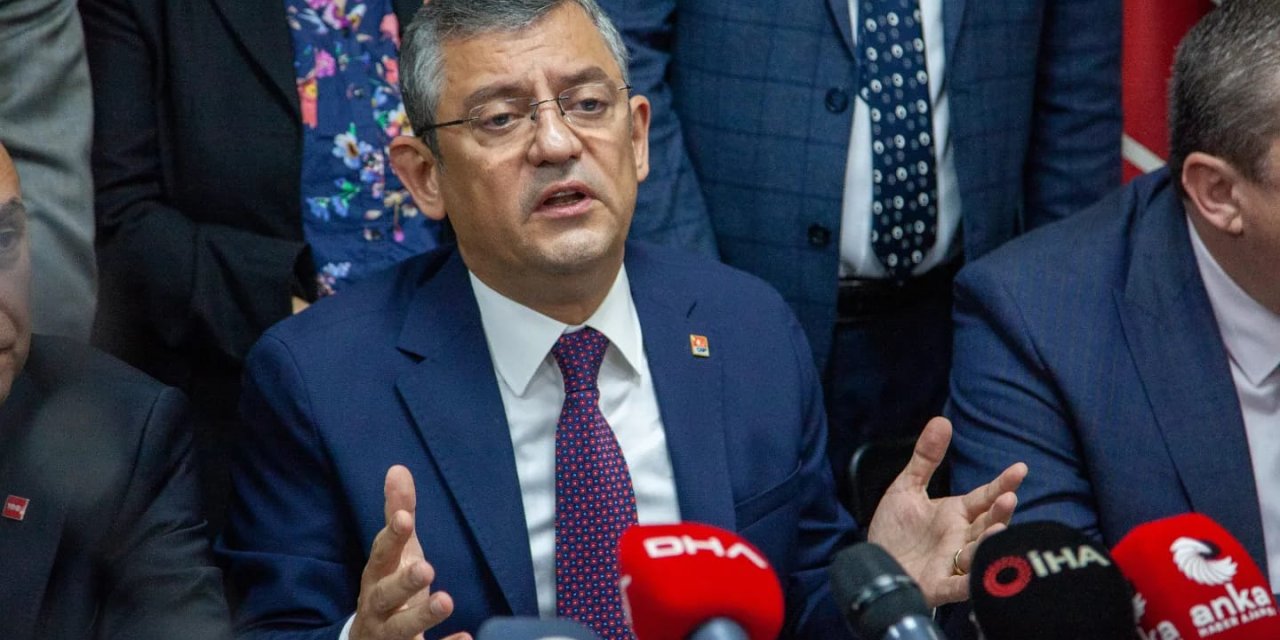 Özgür Özel’den, Kılıçdaroğlu’nun DEVA ilçe başkanlarıyla görüşmesine tepki: Belediye sözü verilmiş