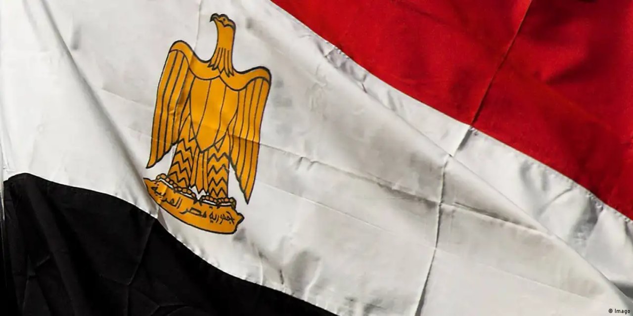 Mısır'a füze düştü: 6 yaralı