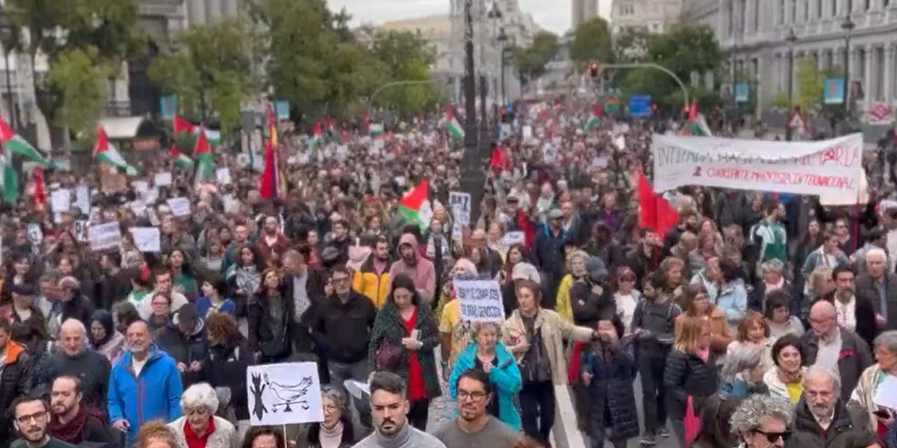 İspanya'da binler Filistin'e destek için yürüdü