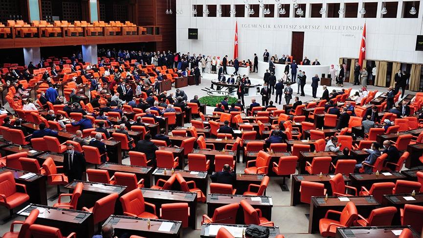 HDP’nin, ‘Ziraat Bankası’ndan alınan kredilerin araştırılması" önergesi AKP ve MHP'lilerin oylarıyla reddedildi