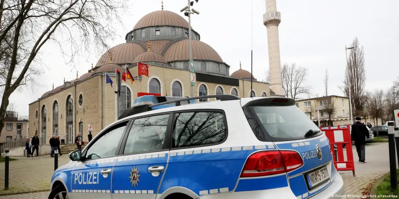 Almanya'da Müslüman cemaatlere hakaret ve tehdit