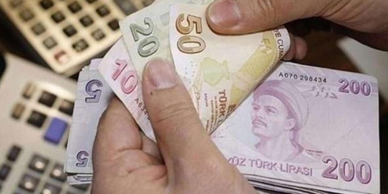 2024'ün trafik cezaları ve telefon harçları belli oldu: Kırmızı ışık, hatalı park cep yakacak..