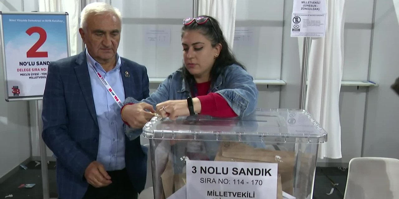 CHP kurultayı: PM seçimleri için oy verme işlemi tamamlandı
