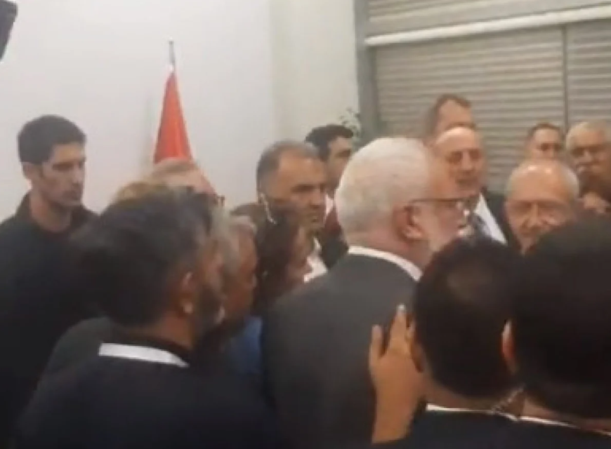 CHP Kurultayı'nda Kılıçdaroğlu'na “İzin vermiyorum çekilmenize!” resti