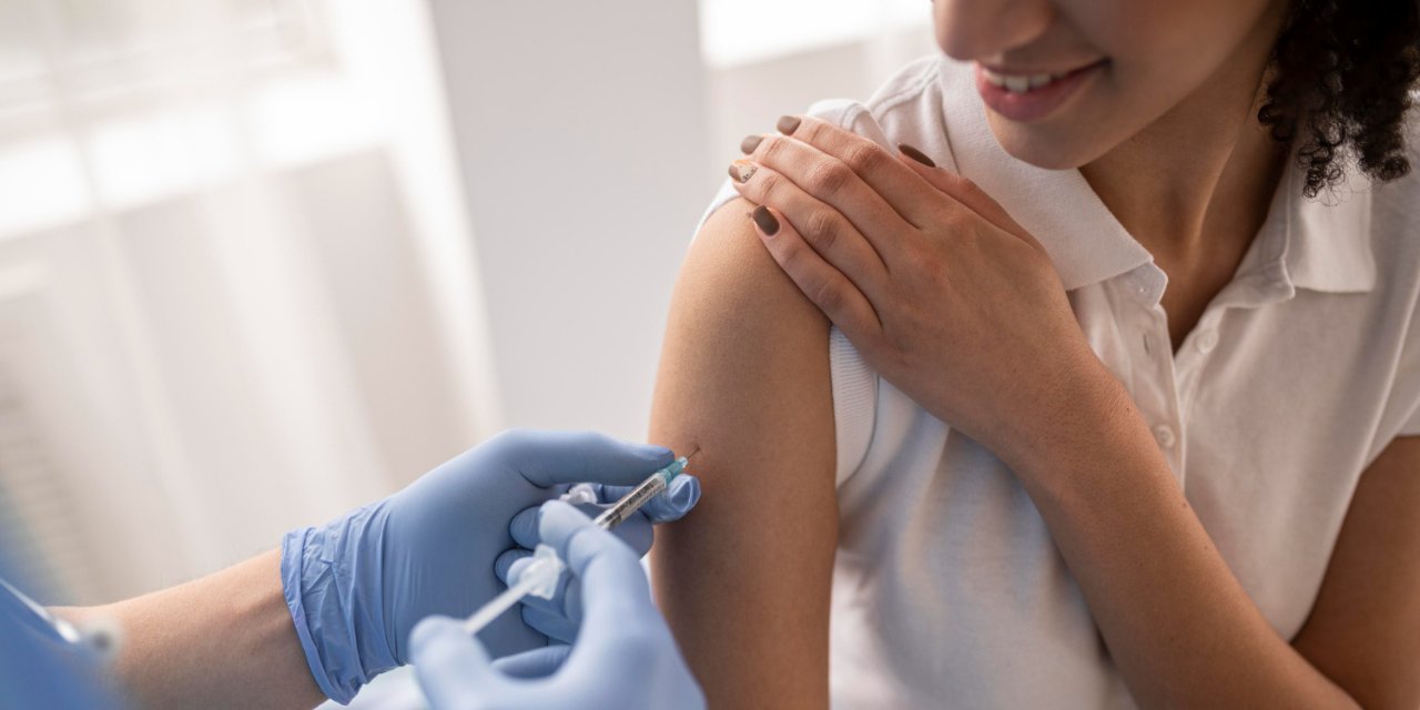Sağlık Bakanı Koca 'HPV aşısı başlayacak' dedi, destek istedi