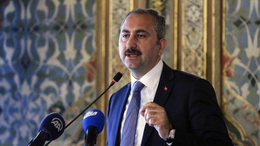 Adalet Bakanı Gül, Ezgi Mola ve İstanbul Sözleşmesi sorularına yanıt vermedi