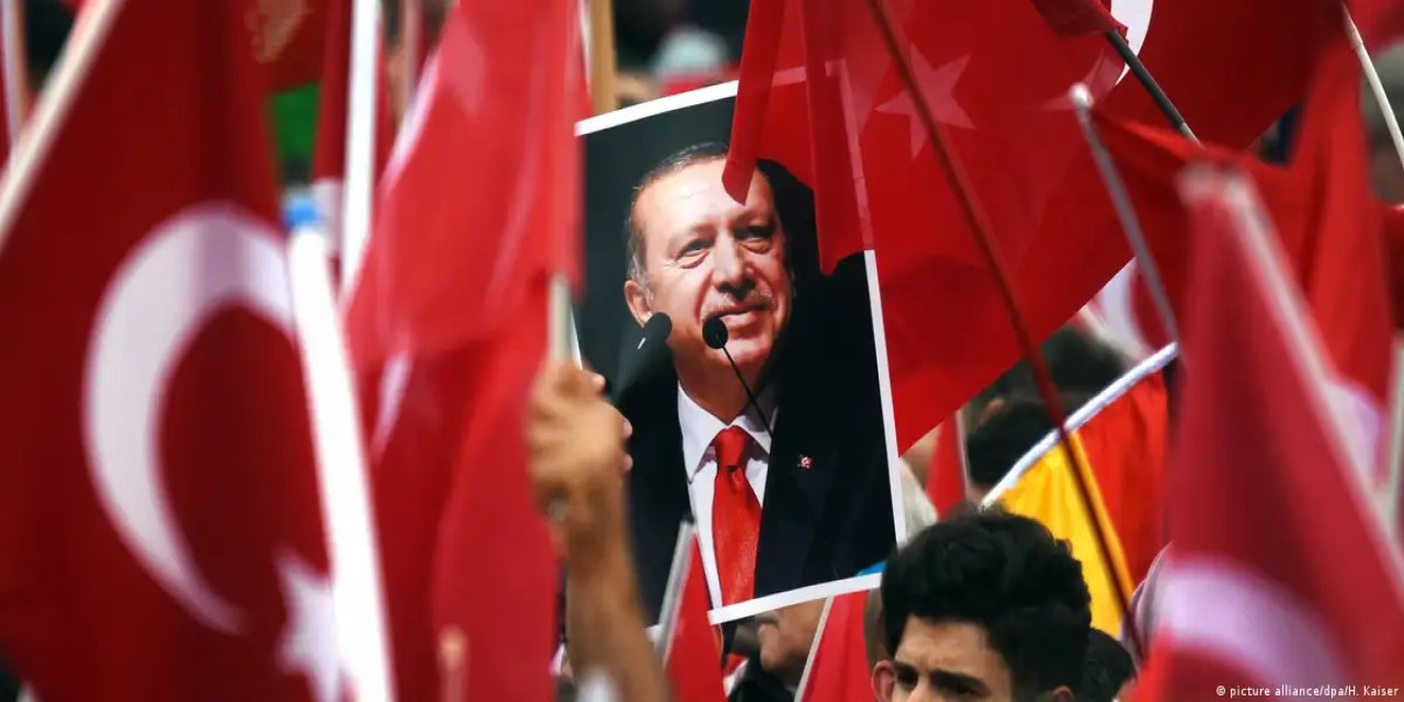 Yerel seçim kulisi: Cumhurbaşkanı Erdoğan deprem bölgesinde 'değişim' istiyor