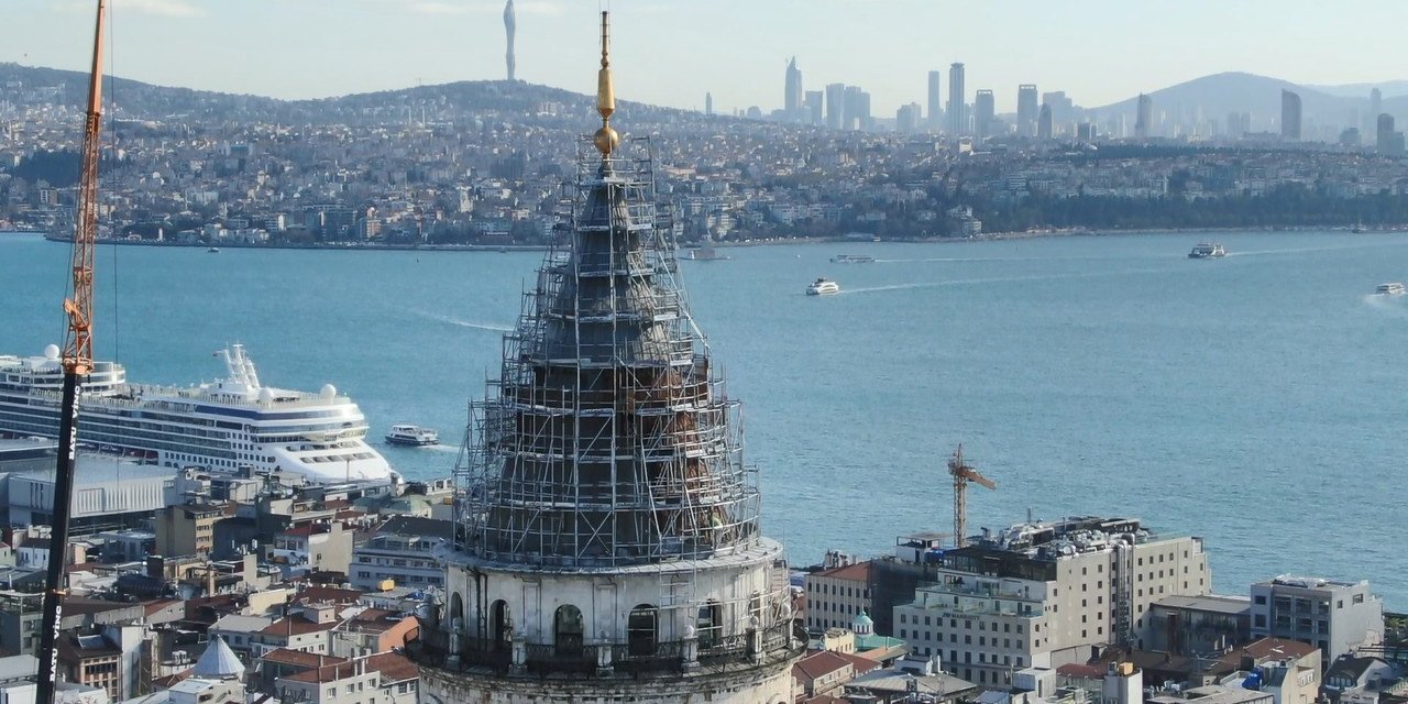 Galata Kulesi'nde restorasyon: Alem yüzeyi altın varakla kaplanacak