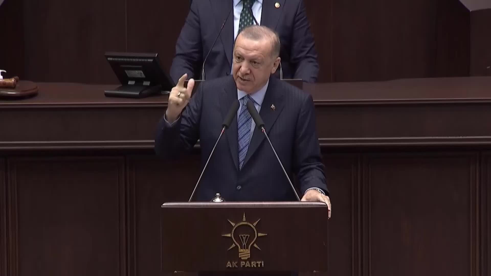 Erdoğan: Bizi güya sarayda sefa süren olarak göstermeye çalışıyorlar