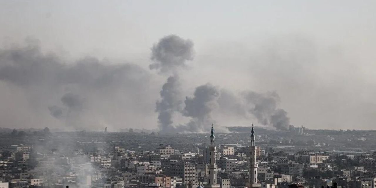 İsrail'den Şam'a saldırı: Birçok sivilin yaşamını yitirdiği duyuruldu