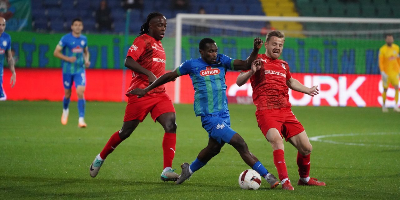 Rize'de 5 çayı: İlhan Palut'un ekibi Pendik'e gol oldu yağdı
