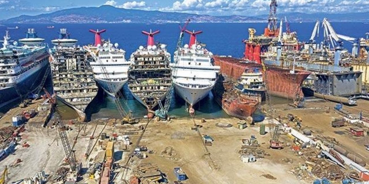 İzmir'de gemi sökümlerine karşı kampanya başlatılacak