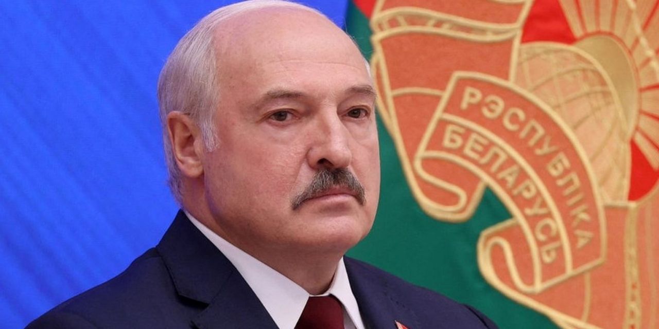 Belarus Devlet Başkanı Lukaşenko'dan kendine ve ailesine ömür boyu dokunulmazlık