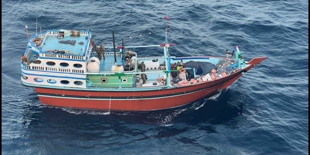 ABD, Kızıldeniz'de İran teknesini batırdı!: Husilere silah taşıyordu