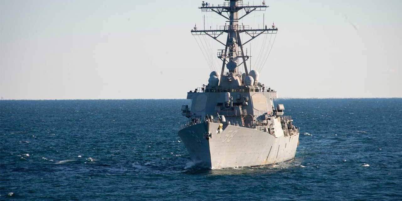CENTCOM: Husiler, ABD bayraklı gemi yönüne 3 gemisavar balistik füze fırlattı