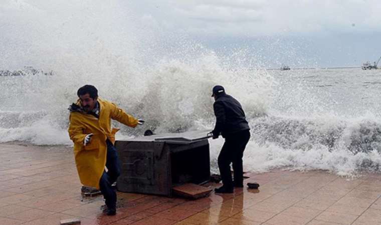 İstanbul Valiliği uyardı: Marmara'da fırtına etkili olacak