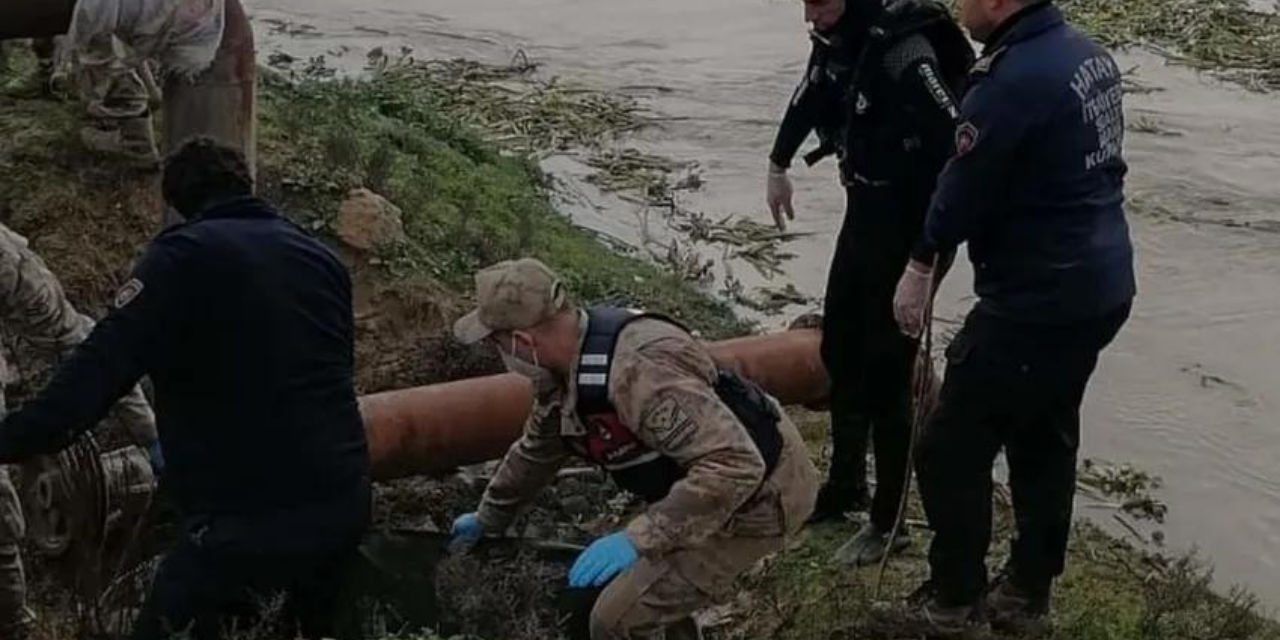 Asi Nehri'nin tahliye kanalında erkerk cesedi bulundu