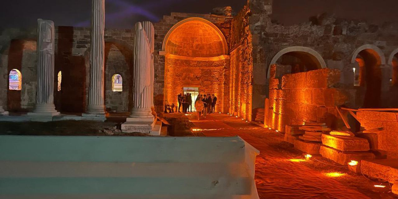 Gece kulübü girişi yapılmıştı... Athena Tapınağı, 1800 yıl öncesi haline dönüyor