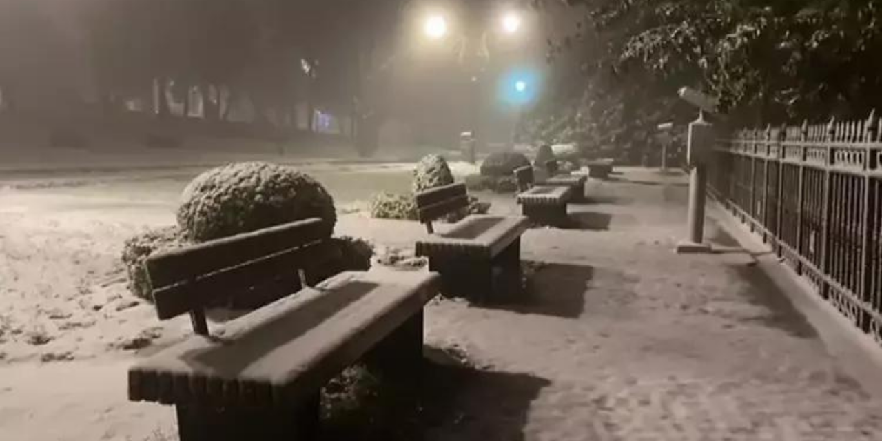 İstanbul'da kar yağışı başladı, Silivri'ye kar düştü