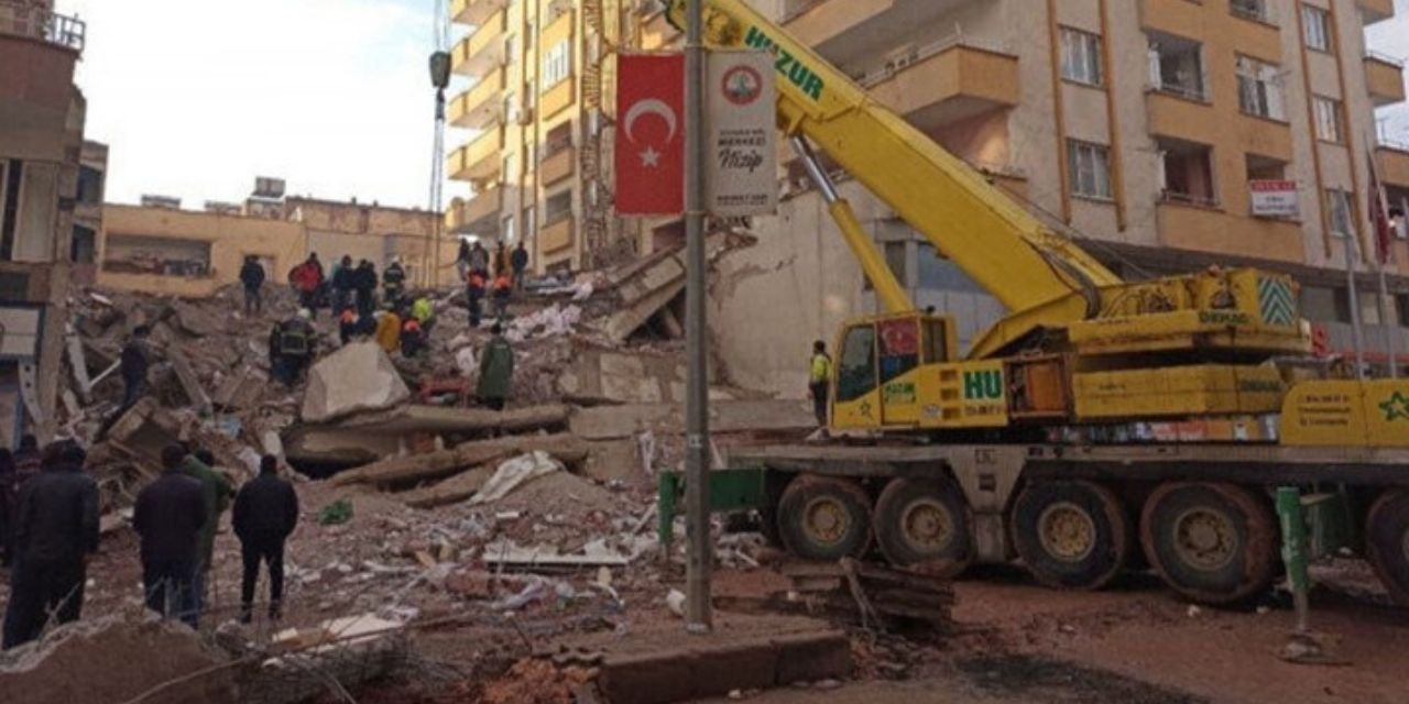 Ersan Şen, depremde yıkılan binanın yurtdışına kaçan AKP'li müteahhitleri için güvence istedi