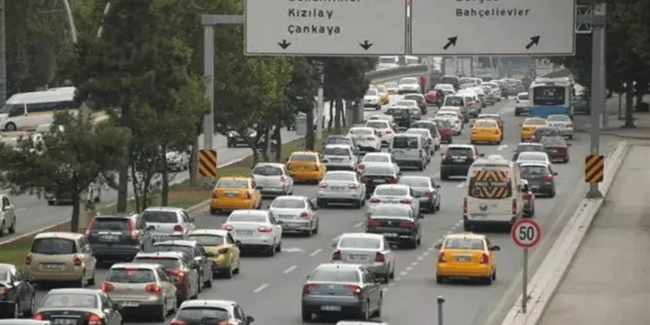 Ankara'da trafiğe 'Yeniden Refah' engeli