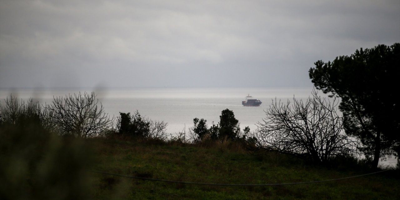 Marmara Denizi'nde, batan kargo gemisi bulunamıyor: 6 mürettabatı vardı