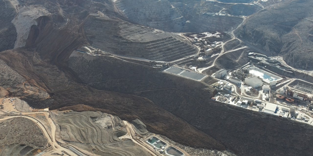 KTÜ İliç'te saha çalışması yaptı, madenin fay hattına kurulmasını eleştirdi