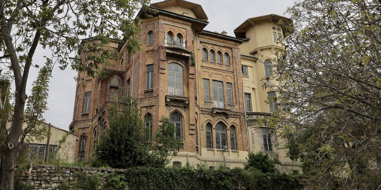 Bulgur Palas 100 yıl sonra açıldı: İstanbul'un 5 yılını, 25 yılla kıyaslıyorlar