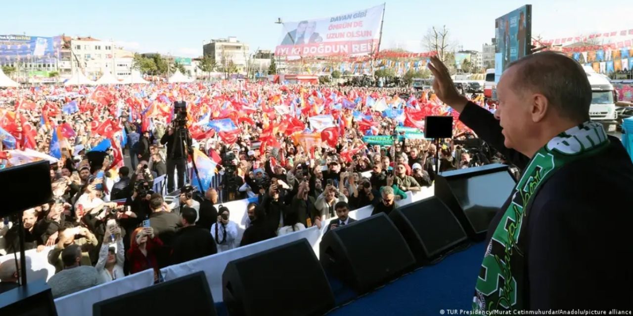 Özgürlükler raporunda AKP'ye seçim manipülasyonu suçlaması