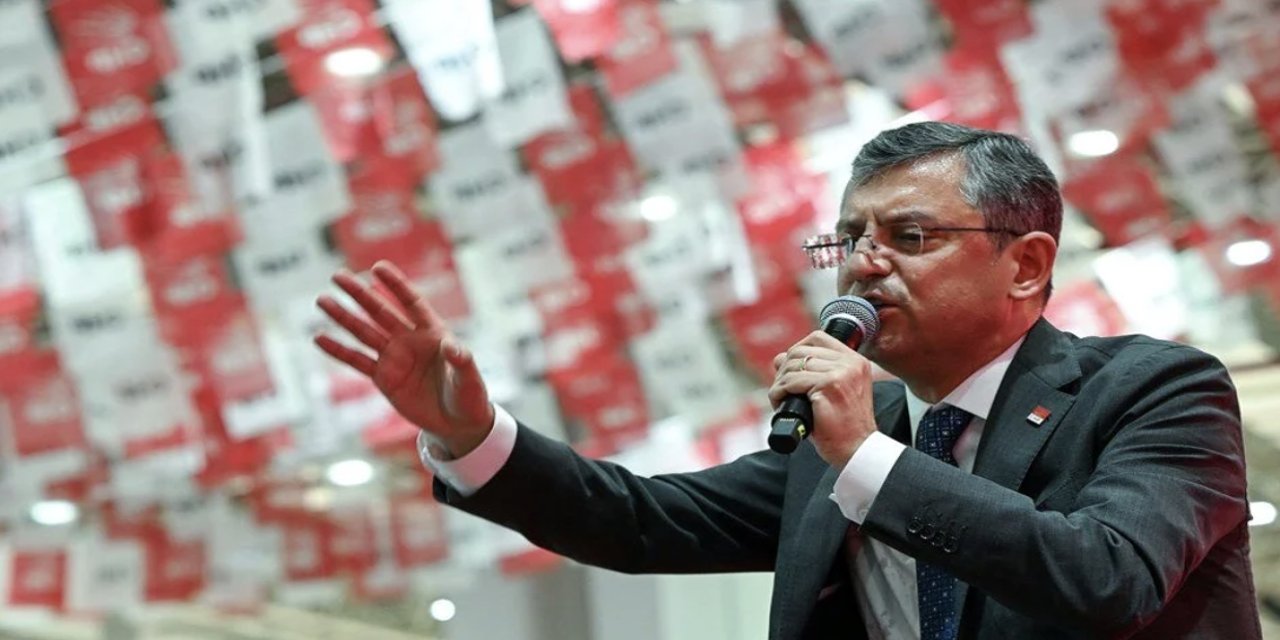 Özgür Özel'den AKP'ye 'DEM Parti' çıkışı: Gün oldu göstermelik düşman oldunuz