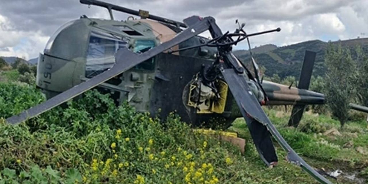 İzmir'de askeri helikopter zorunlu iniş yaptı