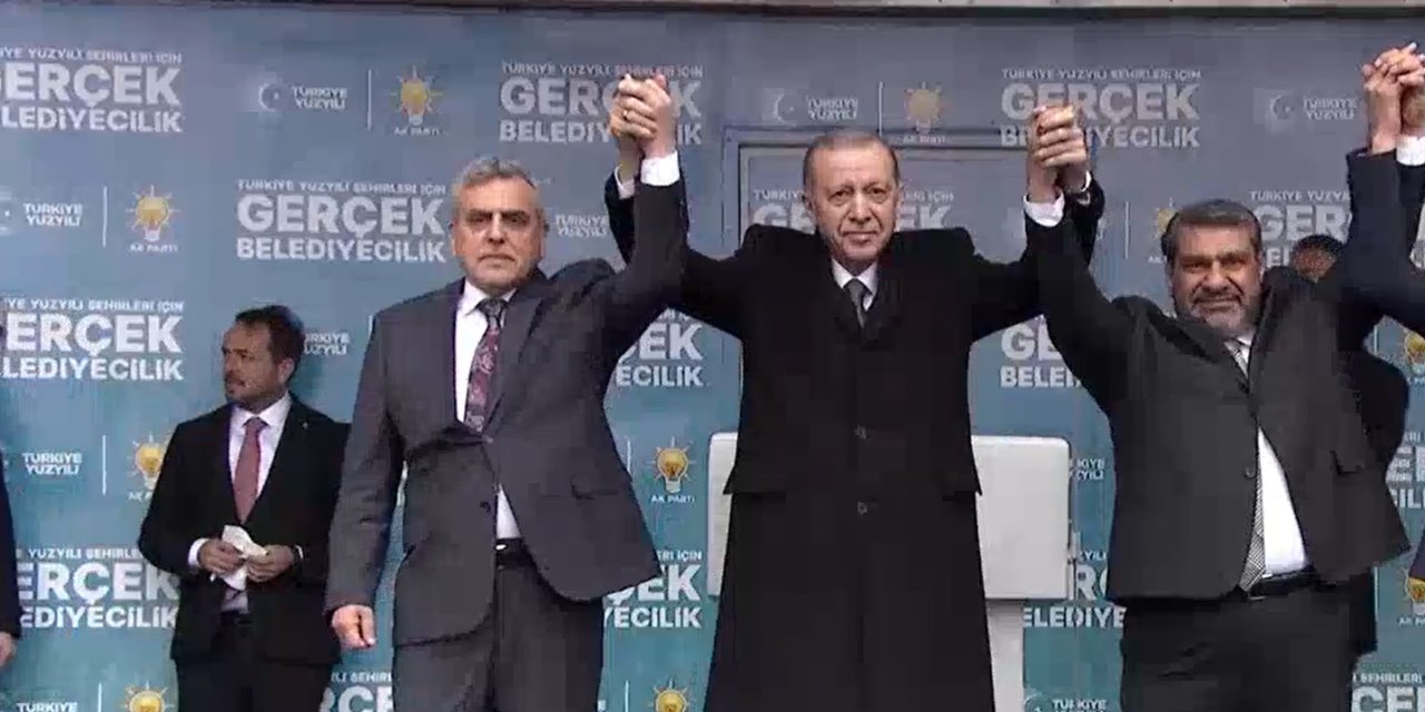 Erdoğan, Urfa'da Delioğlu'nu çağırdı, meydandakiler yuhaladı