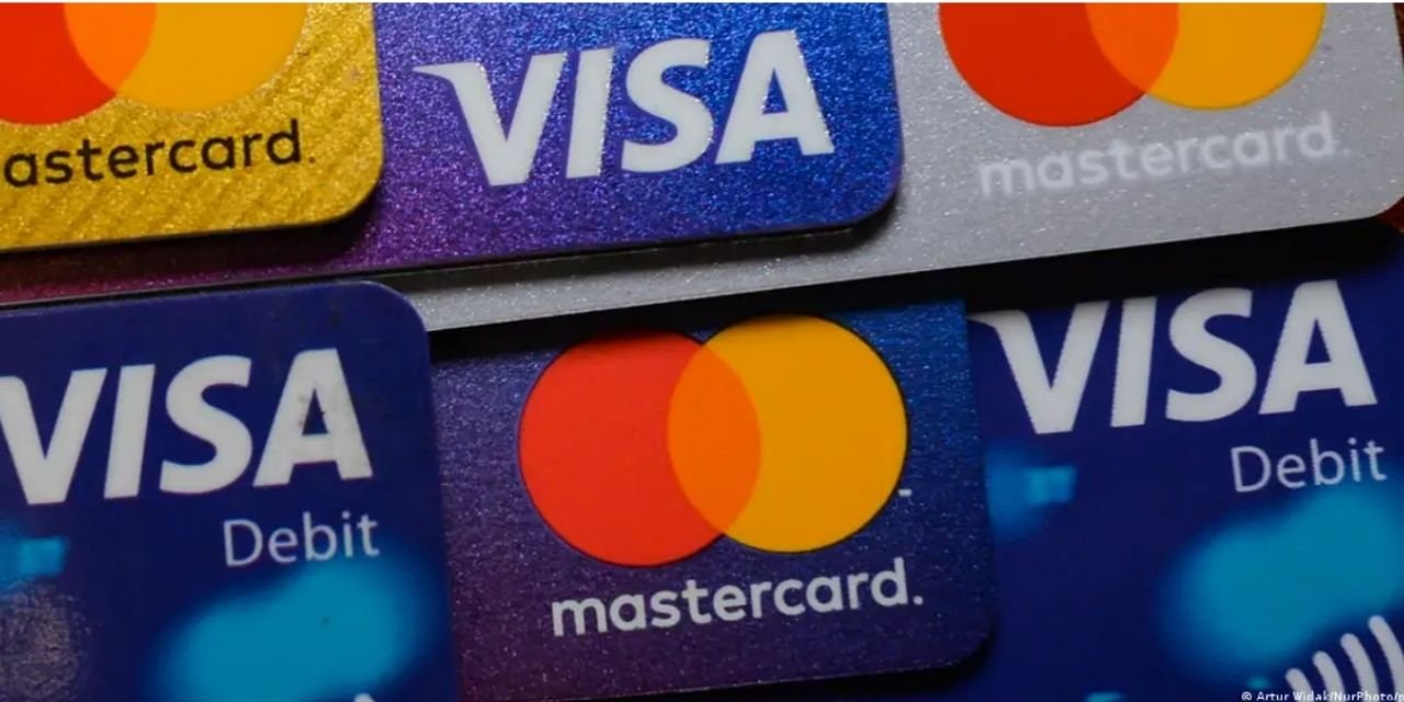 Vatandaş ve şirketlerde kredi kartı korkusu
