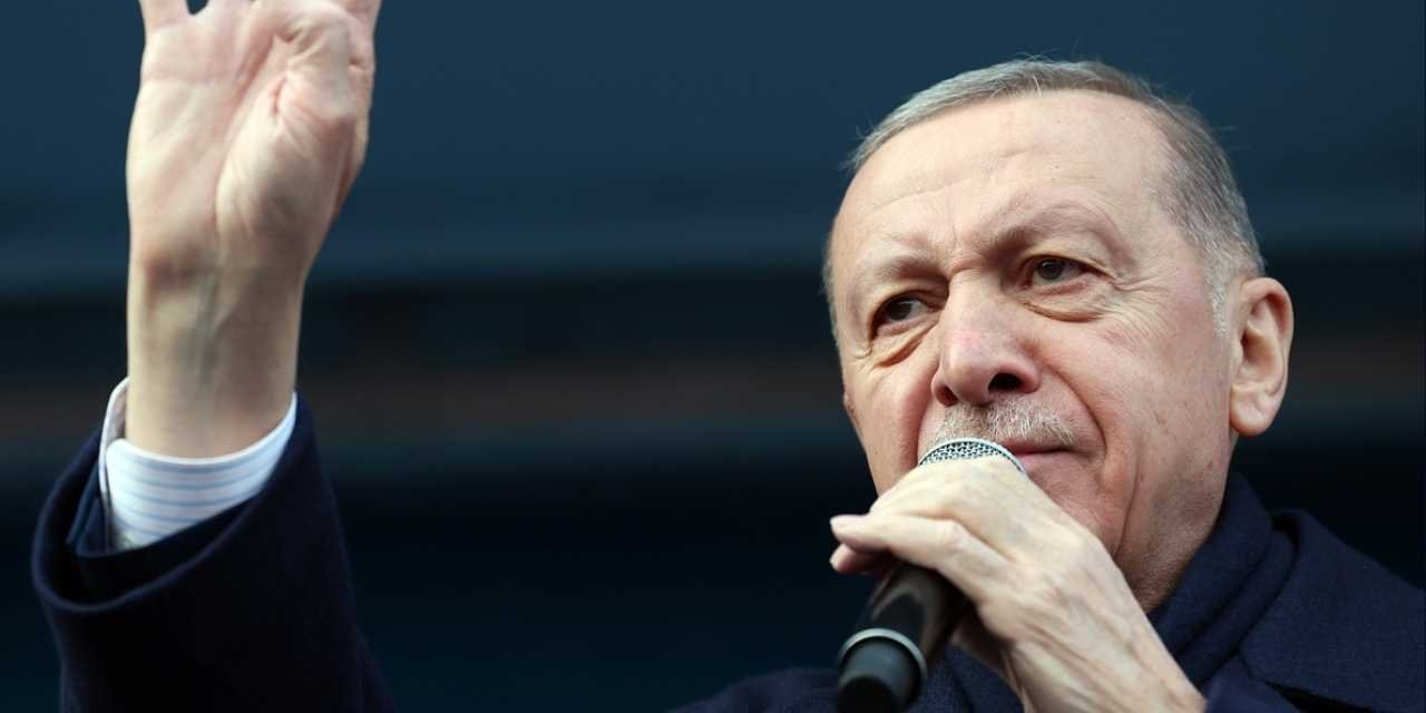 Erdoğan muhalefeti depreme hazırlanmamakla suçladı: Daha bir sene önce 53 bin canımızı yitirmemişiz gibi...