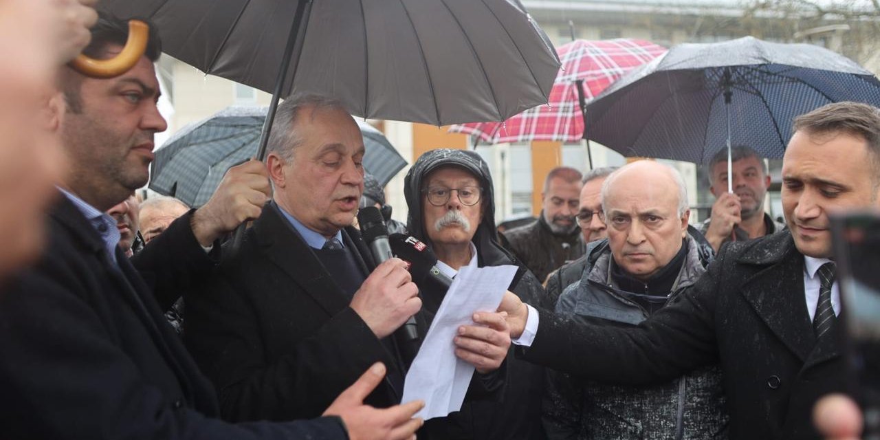 CHP Mustafakemalpaşa Belediye Başkan Adayı Şükrü Erdem'den suç duyurusu