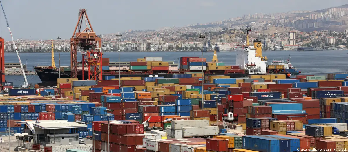 TÜİK: Türkiye'nin dış ticaret açığı yüzde 44,2 azaldı