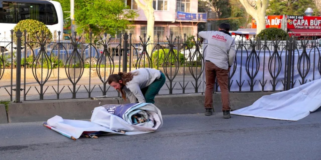 Siyasi partilerin pankartları toplanmaya başlandı