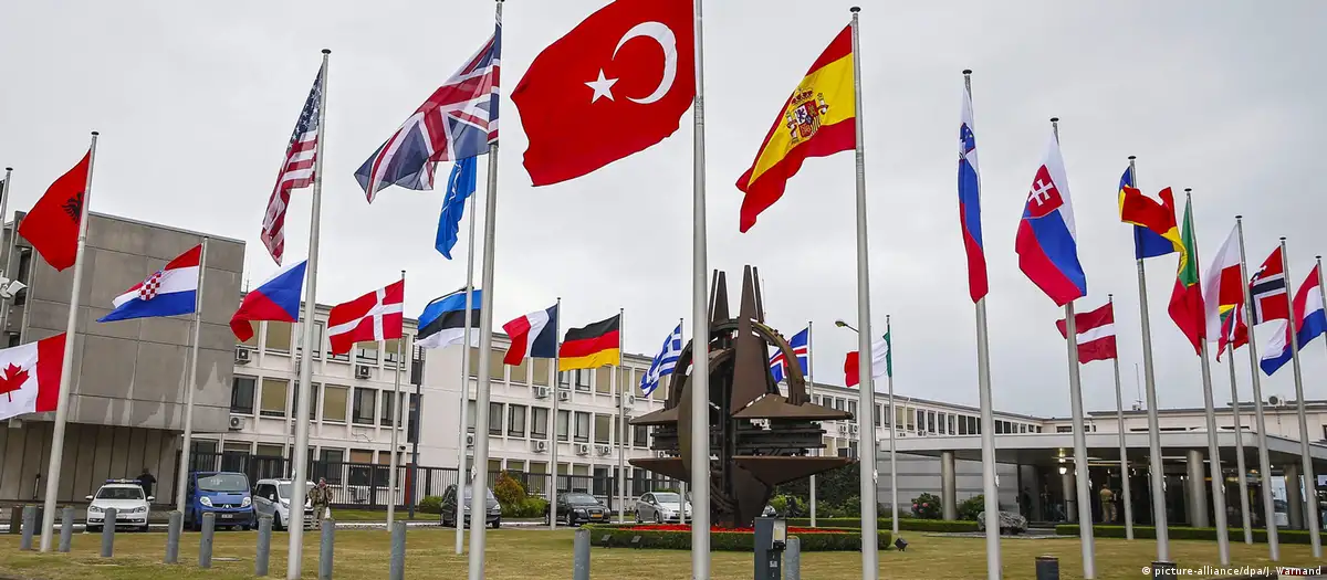 NATO-Türkiye ilişkileri: Yol ayrımı mı yeni bir sayfa mı?