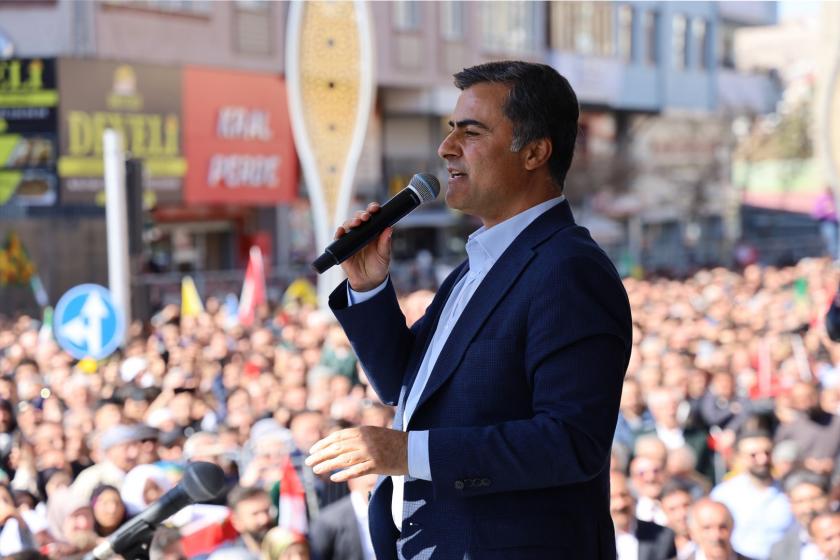 Kulis: Van krizi çıktığında AKP'de neler yaşandı?