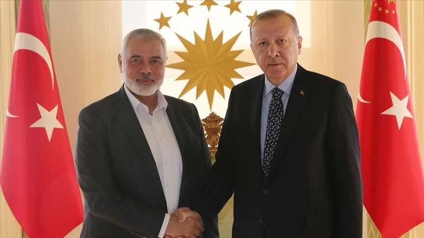 Erdoğan, çocukları ve torunları öldürülen Hamas lideri Haniye ile görüştü