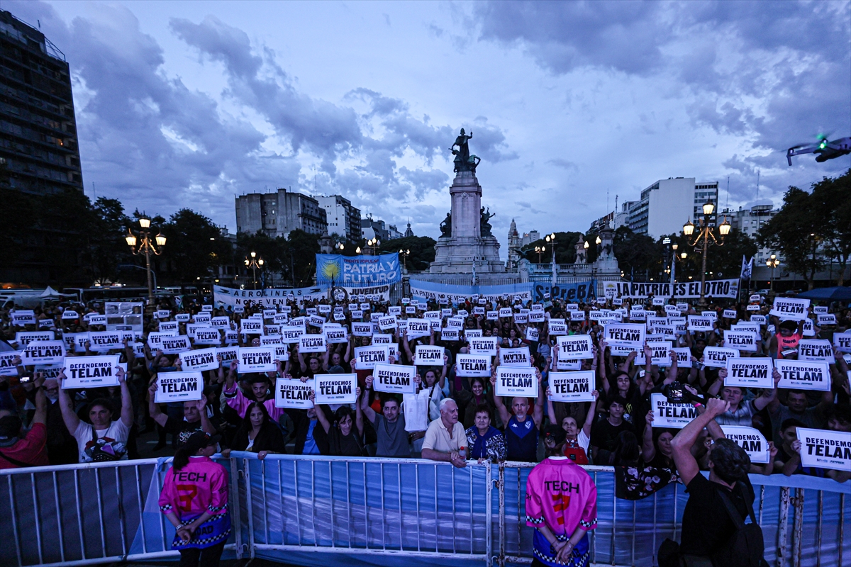 Arjantin'de 'Kamusal medyaya müdahale' protestosu