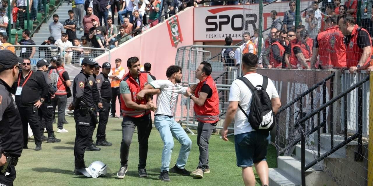 Amedspor maçında sahte bilet gerilimi: Taraftarlar gözaltına alındı