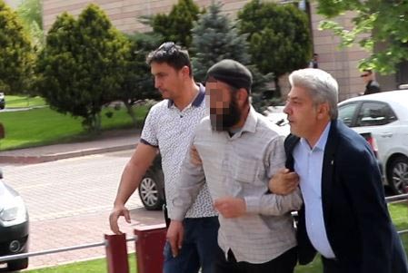23 Nisan kutlamalarında 'Puta tapmayın' diye bağıran kişi gözaltına alındı