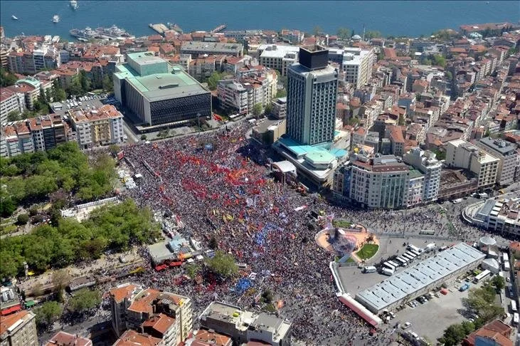 İstanbul Valisi: 1 Mayıs Taksim'de kutlanmayacak