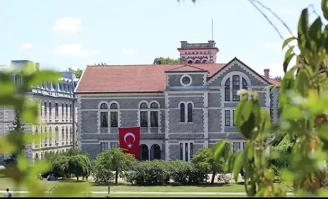Boğaziçi Üniversitesi: Prof. Dr. Üstün Ergüder'e yönelik bir yasak yok