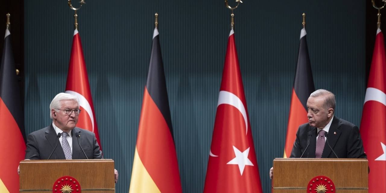 Steinmeier'le ortak toplantıda Erdoğan'dan 'döner' yanıtı: İstanbul'da bitirildi