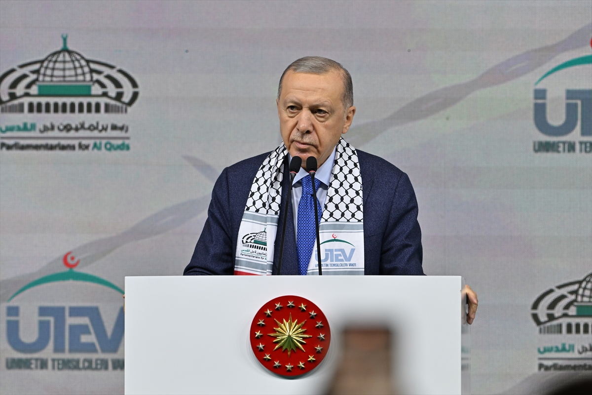 Erdoğan: Hamas'a, terör örgütü iftirası atanlardan olamayız
