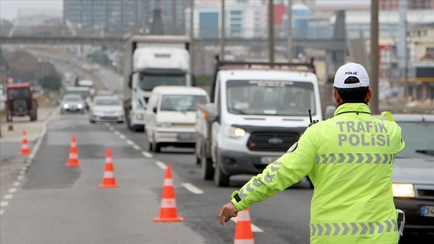 Hem maraton hem bisiklet yarışı: Yarın İstanbul'da bu yollar kapalı