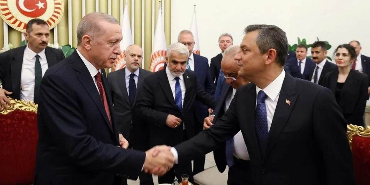 Erdoğan-Özel görüşmesine ilişkin AKP'den açıklama: Muhtemelen Beştepe'de olacak
